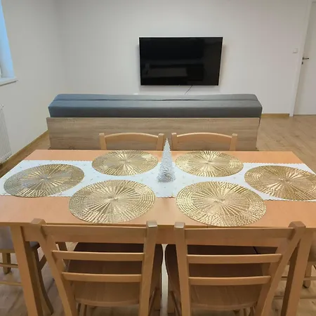 A Sauna Ctyri Sezony Ve Strazi Appartement Straz (Karlovy Vary)