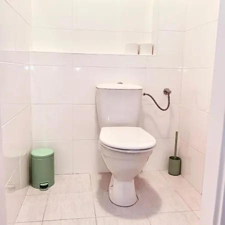 A Sauna Ctyri Sezony Ve Strazi 公寓 *